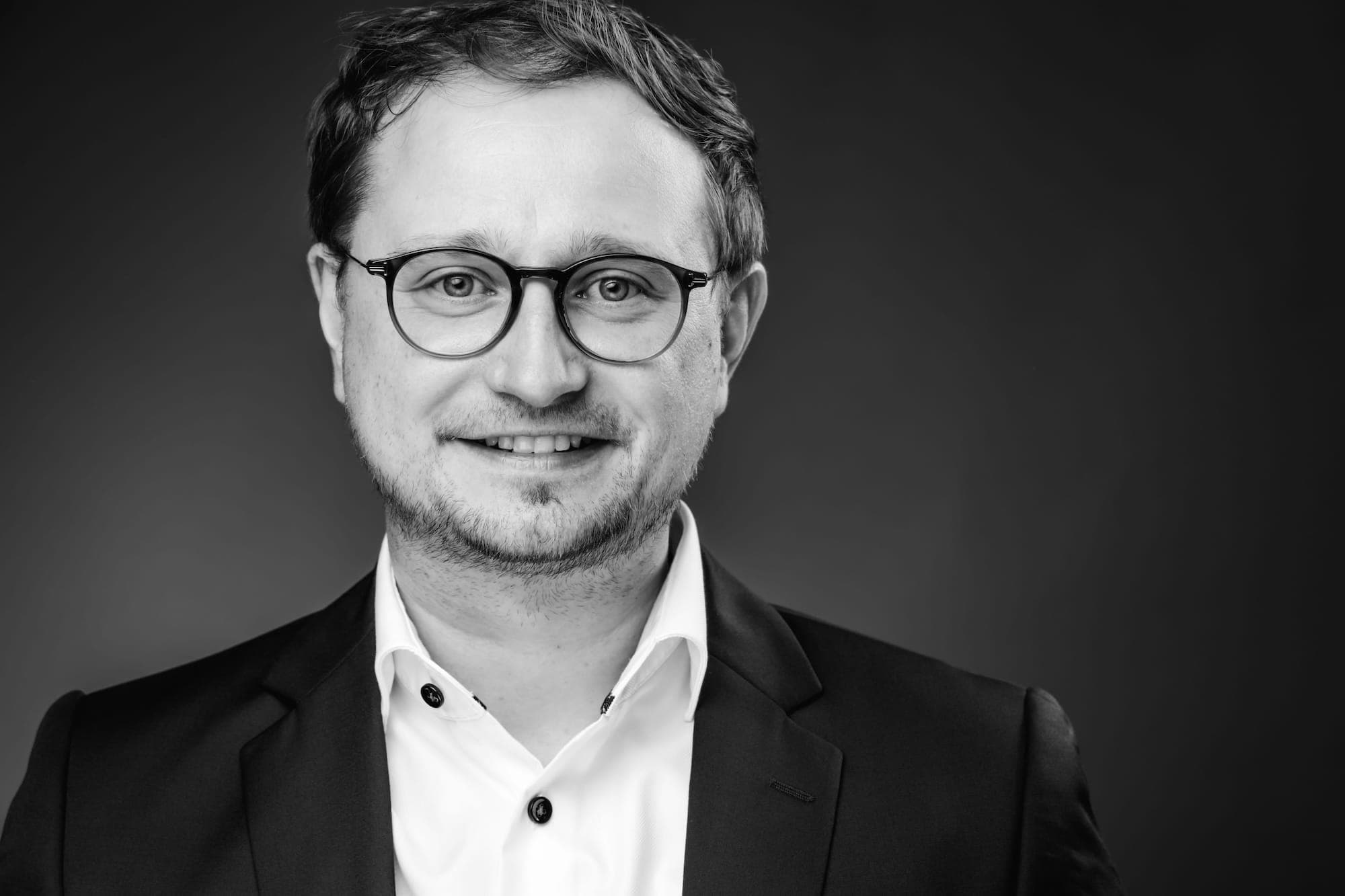 Portrait photo of Patrick Meller